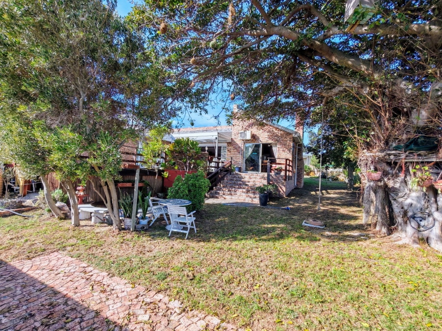 3 Bedroom Property for Sale in De Kelders Western Cape